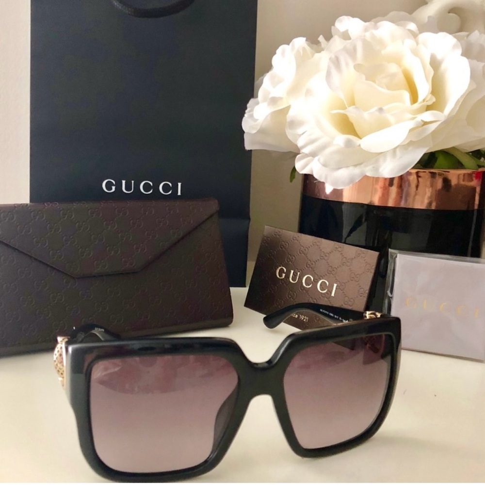 Gucci Black Sunglasses